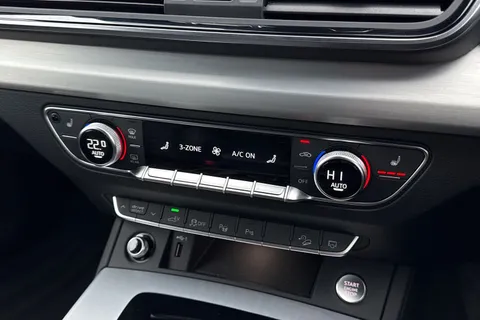 KY23PTX Audi Q5 S line 50 TFSI e quattro 299 PS S tronic Thumbnail #22