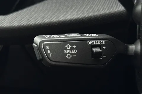 DX25USZ Audi A3 Black Edition 35 TFSI 150 PS S tronic Thumbnail #46