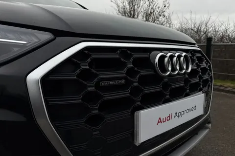 KY23PTX Audi Q5 S line 50 TFSI e quattro 299 PS S tronic Thumbnail #26
