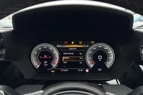 DX25USZ Audi A3 Black Edition 35 TFSI 150 PS S tronic Thumbnail #48