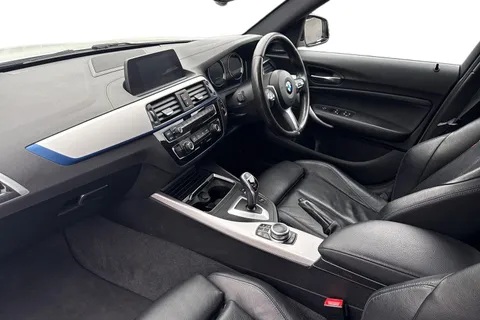 DV19JWJ BMW 1 Series 2.0 120i GPF M Sport Shadow Edition Auto Euro 6 (s/s) 5dr Thumbnail #10