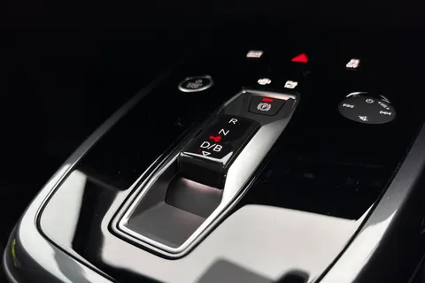 ML25WLD Audi Q4 e-tron Q4 Black Edition 45 e-tron 210,00 kW Thumbnail #52