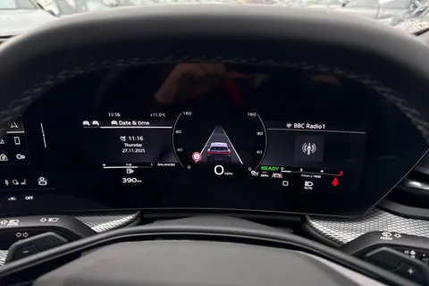 PL25ERX Audi Q5 2.0 TDI Launch Edition Sportback S Tronic quattro Euro 6 (s/s) 5dr Thumbnail #38