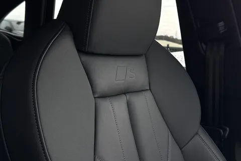 PL25ERX Audi Q5 2.0 TDI Launch Edition Sportback S Tronic quattro Euro 6 (s/s) 5dr Thumbnail #40