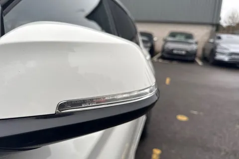 DV19JWJ BMW 1 Series 2.0 120i GPF M Sport Shadow Edition Auto Euro 6 (s/s) 5dr Thumbnail #45