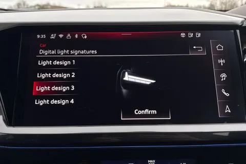 ML25WLD Audi Q4 e-tron Q4 Black Edition 45 e-tron 210,00 kW Thumbnail #62