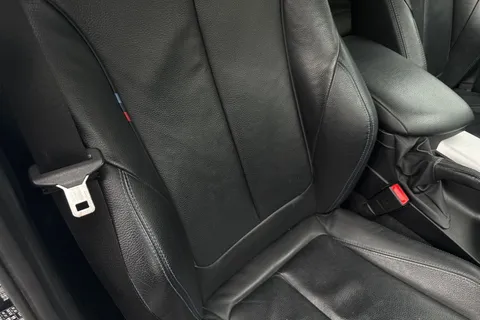 DV19JWJ BMW 1 Series 2.0 120i GPF M Sport Shadow Edition Auto Euro 6 (s/s) 5dr Thumbnail #47