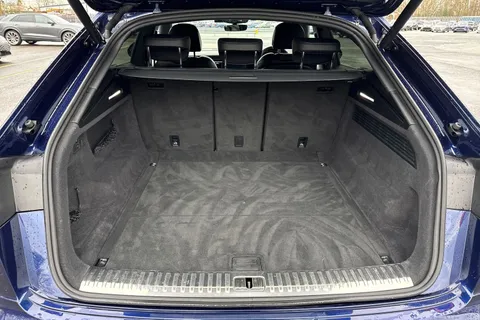 10 of 66 for Audi Q8 Black Edition 50 TDI quattro 286 PS tiptronic