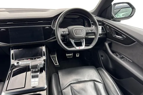 13 of 66 for Audi Q8 Black Edition 50 TDI quattro 286 PS tiptronic