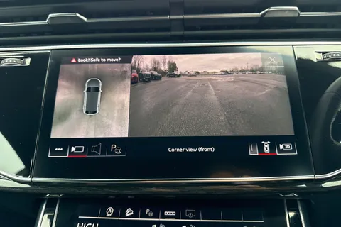 56 of 66 for Audi Q8 Black Edition 50 TDI quattro 286 PS tiptronic