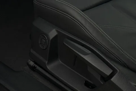 BJ25OEA Audi Q3 S line 35 TFSI  150 PS S tronic Thumbnail #32