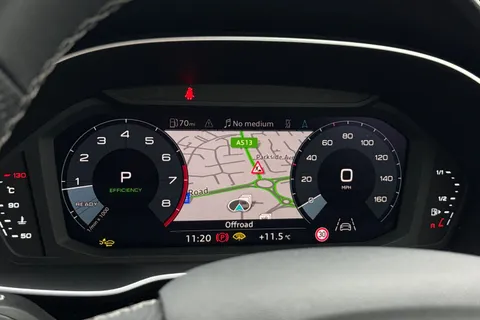 BJ25OEA Audi Q3 S line 35 TFSI  150 PS S tronic Thumbnail #35