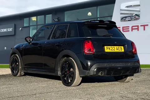 PK22AEB Mini Hatch 1.5 Cooper Sport Euro 6 (s/s) 5dr Thumbnail #3