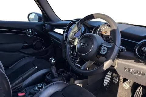 PK22AEB Mini Hatch 1.5 Cooper Sport Euro 6 (s/s) 5dr Thumbnail #15