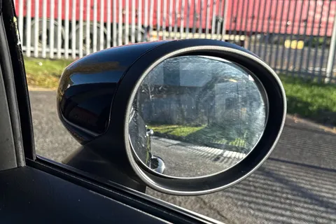 PK22AEB Mini Hatch 1.5 Cooper Sport Euro 6 (s/s) 5dr Thumbnail #22