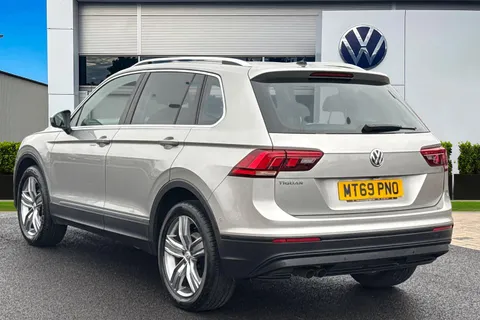 MT69PNO Volkswagen Tiguan 1.5 TSi EVO 150 Match 5dr **KEYLESS ENTRY** Thumbnail #3