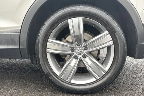 MT69PNO Volkswagen Tiguan 1.5 TSi EVO 150 Match 5dr **KEYLESS ENTRY** Thumbnail #10