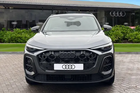  Audi Q5 2.0 TDI Edition 1 S Tronic quattro Euro 6 (s/s) 5dr Thumbnail #6