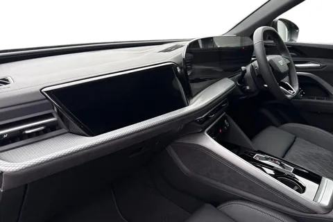  Audi Q5 2.0 TDI Edition 1 S Tronic quattro Euro 6 (s/s) 5dr Thumbnail #15