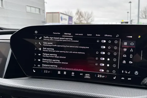  Audi Q5 2.0 TDI Edition 1 S Tronic quattro Euro 6 (s/s) 5dr Thumbnail #40