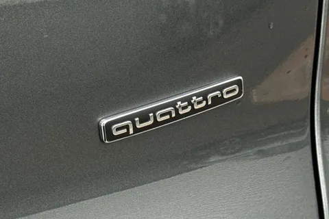  Audi Q5 2.0 TDI Edition 1 S Tronic quattro Euro 6 (s/s) 5dr Thumbnail #44