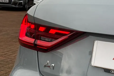 BT25HCA Audi A1 S line 30 TFSI  116 PS 6-speed Thumbnail #52