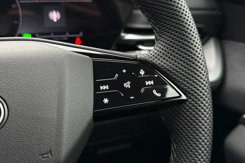  Audi Q5 2.0 TDI Edition 1 S Tronic quattro Euro 6 (s/s) 5dr Thumbnail #57