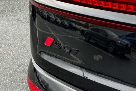  Audi SQ7 4.0 TFSI V8 Black Edition Tiptronic quattro Euro 6 (s/s) 5dr Thumbnail #27