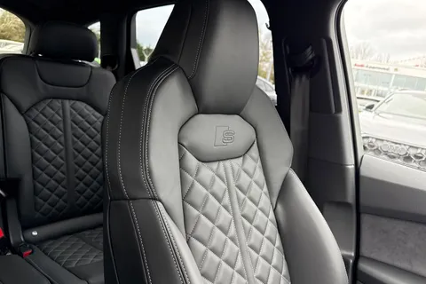  Audi SQ7 4.0 TFSI V8 Black Edition Tiptronic quattro Euro 6 (s/s) 5dr Thumbnail #56