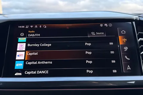 38 of 46 for Audi Q4 e-tron Q4 Black Edition 40 e-tron 150,00 kW