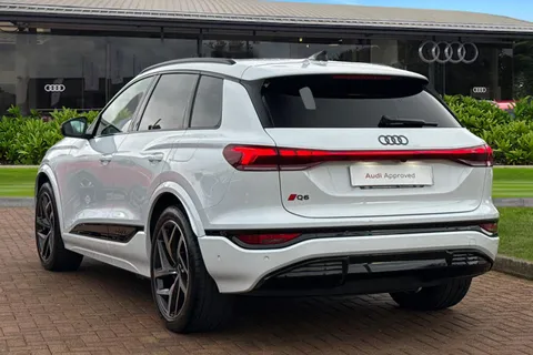 KR74UDT Audi Q6 E-Tron Q6 SUV Edition 1 e-tron quattro 285,00 kW Thumbnail #3