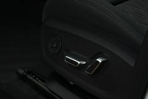 KR74UDT Audi Q6 E-Tron Q6 SUV Edition 1 e-tron quattro 285,00 kW Thumbnail #33