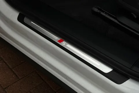 KR74UDT Audi Q6 E-Tron Q6 SUV Edition 1 e-tron quattro 285,00 kW Thumbnail #34