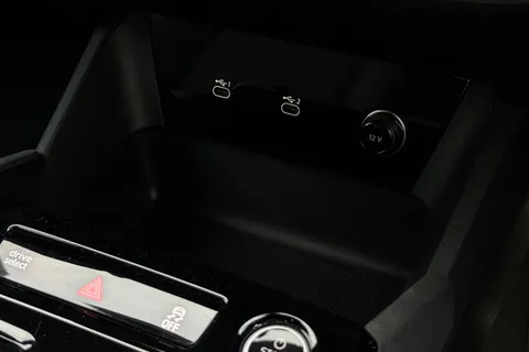 KR74UDT Audi Q6 E-Tron Q6 SUV Edition 1 e-tron quattro 285,00 kW Thumbnail #42