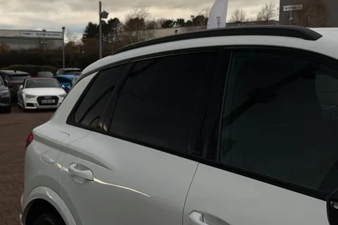 KR74UDT Audi Q6 E-Tron Q6 SUV Edition 1 e-tron quattro 285,00 kW Thumbnail #53