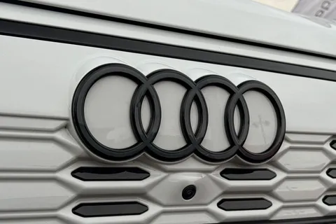 KR74UDT Audi Q6 E-Tron Q6 SUV Edition 1 e-tron quattro 285,00 kW Thumbnail #55