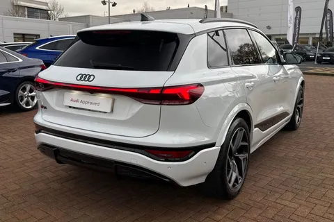 KR74UDT Audi Q6 E-Tron Q6 SUV Edition 1 e-tron quattro 285,00 kW Thumbnail #60