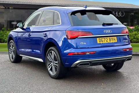 DG72BYH Audi Q5 S line 45 TFSI quattro 265 PS S tronic Thumbnail #3