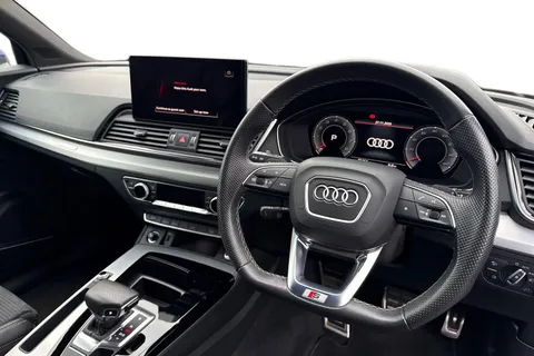 DG72BYH Audi Q5 S line 45 TFSI quattro 265 PS S tronic Thumbnail #19