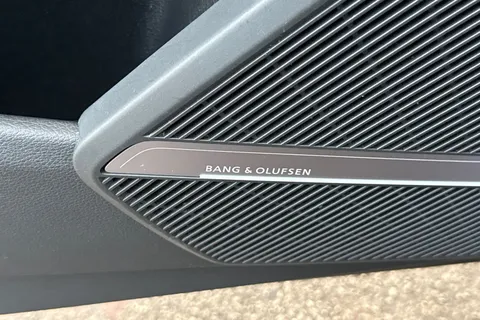 DG72BYH Audi Q5 S line 45 TFSI quattro 265 PS S tronic Thumbnail #26