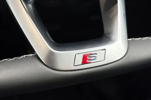 PF25BSV Audi Q3 Black Edition 35 TFSI  150 PS S tronic Thumbnail #35