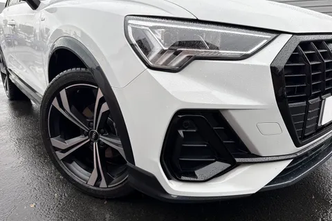 PF25BSV Audi Q3 Black Edition 35 TFSI  150 PS S tronic Thumbnail #38