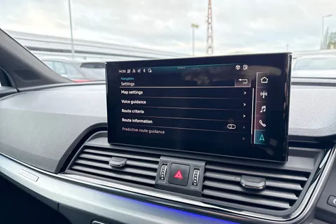 DG72BYH Audi Q5 S line 45 TFSI quattro 265 PS S tronic Thumbnail #42