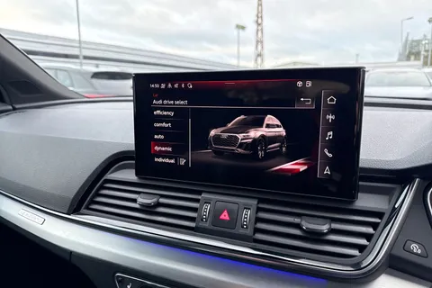 DG72BYH Audi Q5 S line 45 TFSI quattro 265 PS S tronic Thumbnail #45