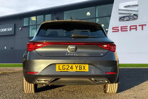 LG24YBX SEAT Leon 1.5 eTSI MHEV FR Sport DSG Euro 6 (s/s) 5dr Thumbnail #5