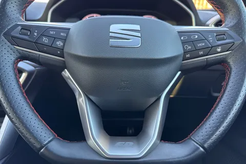 LG24YBX SEAT Leon 1.5 eTSI MHEV FR Sport DSG Euro 6 (s/s) 5dr Thumbnail #37