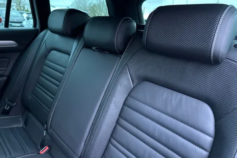 19 of 48 for VOLKSWAGEN PASSAT 1.5 TSI EVO R-Line 5dr DSG