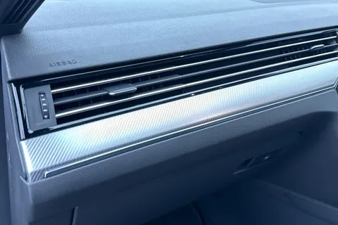 32 of 48 for VOLKSWAGEN PASSAT 1.5 TSI EVO R-Line 5dr DSG