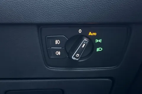 37 of 48 for VOLKSWAGEN PASSAT 1.5 TSI EVO R-Line 5dr DSG