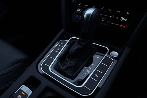 39 of 48 for VOLKSWAGEN PASSAT 1.5 TSI EVO R-Line 5dr DSG